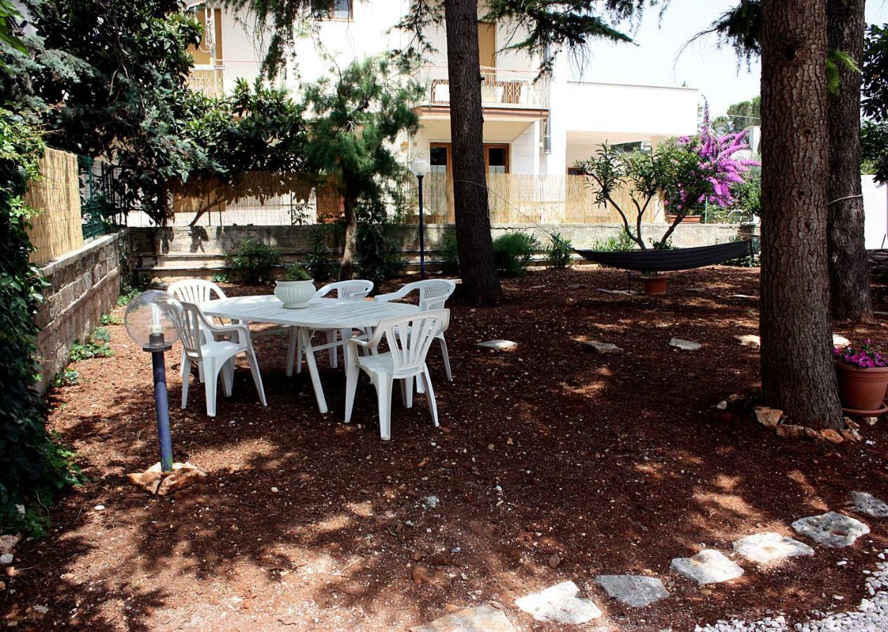 Patty Green House Castellana Grotte Exterior photo